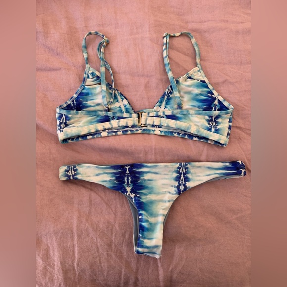 Issa De’Mar Bikini Set - Picture 2 of 3